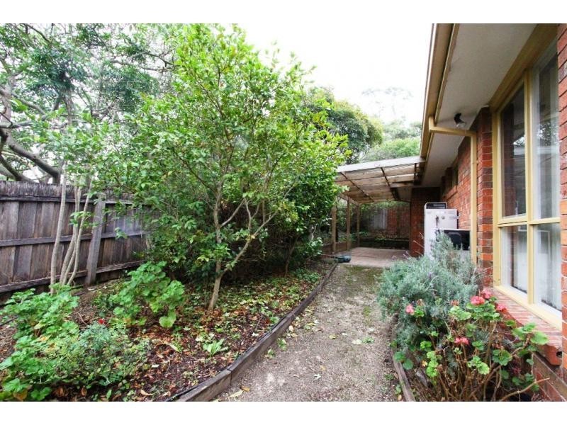 Unit 3/106 St Helena Road, Greensborough VIC 3088