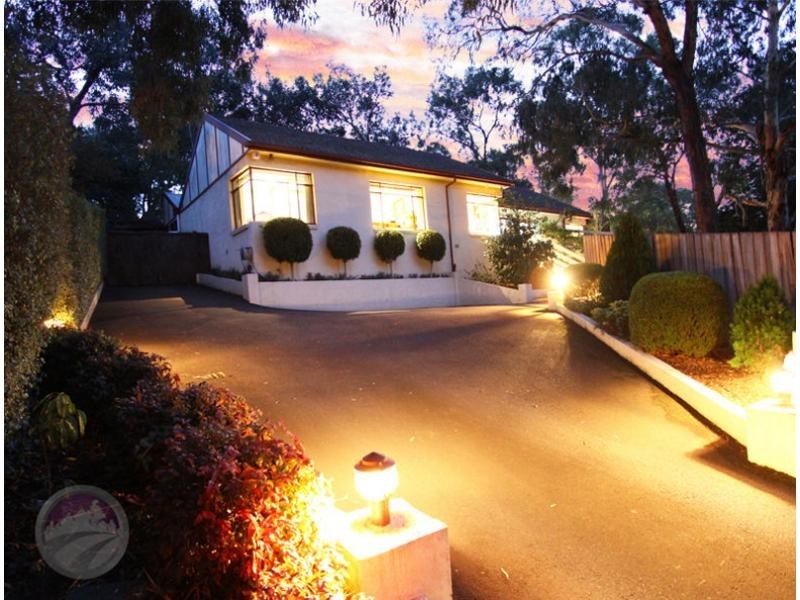 31 Elmo Road, Montmorency VIC 3094