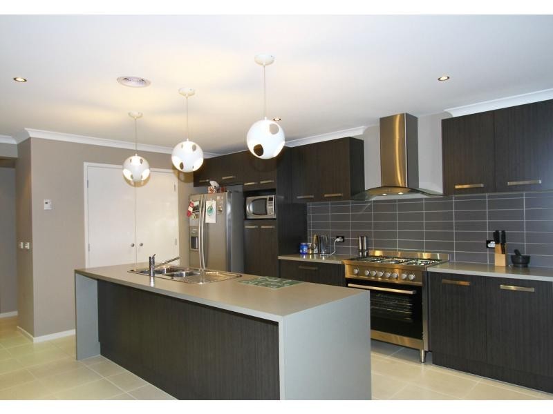 24 Midland Drive, Doreen VIC 3754