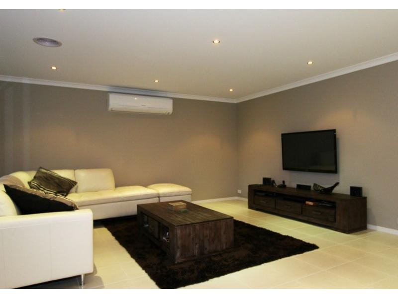 24 Midland Drive, Doreen VIC 3754