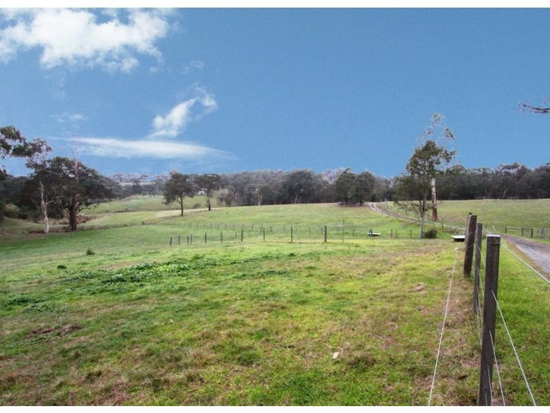 30 Heather Avenue, Hurstbridge VIC 3099