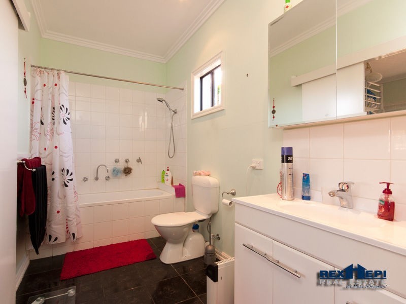 2/6 Hayes Road, Hampton Park VIC 3976