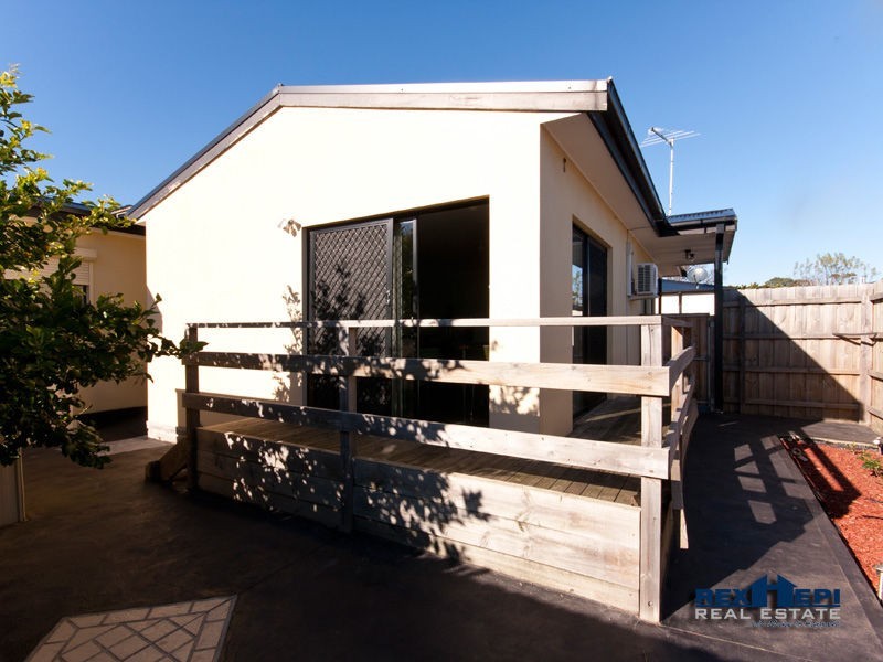 2/6 Hayes Road, Hampton Park VIC 3976