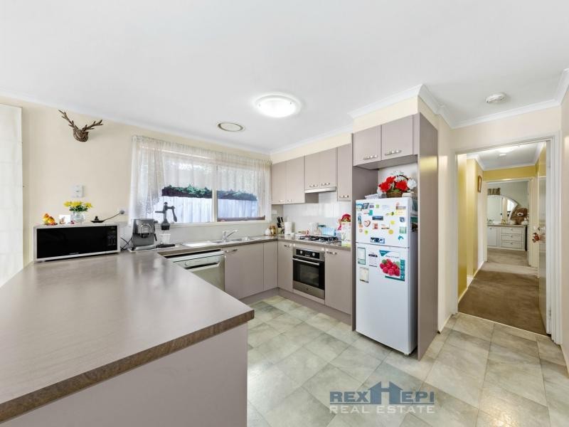 1/65 Guildford Crescent, Narre Warren VIC 3805