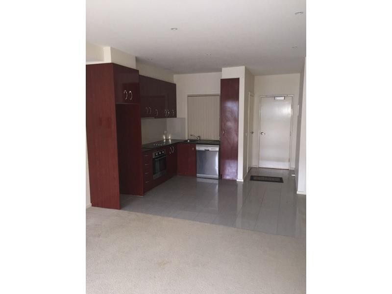 7/2-4 Hutton Street, Dandenong VIC 3175