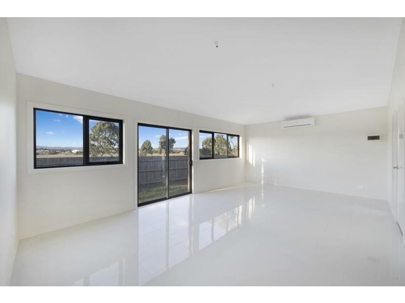 23A Blackwood Drive, Hampton Park VIC 3976