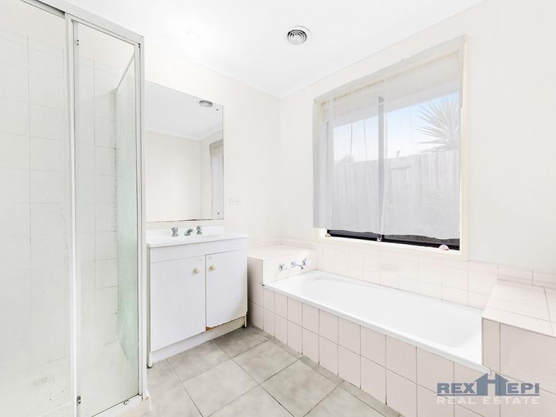 21 Dairyfarm Terrace, Hampton Park VIC 3976