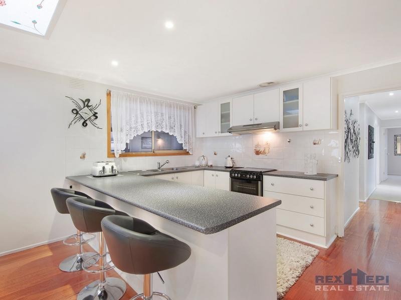 12 Kilberry Crescent, Hallam VIC 3803