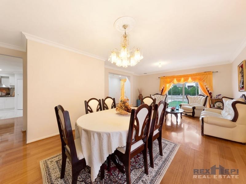 15 Tralee Circuit, Narre Warren VIC 3805