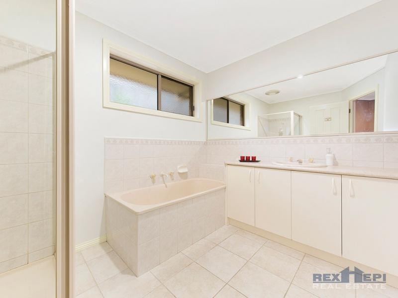 45 Coachwood Crescent, Narre Warren VIC 3805