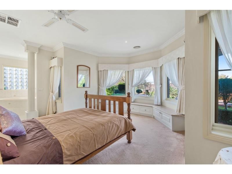 69C Ebeli Close, Narre Warren North VIC 3804