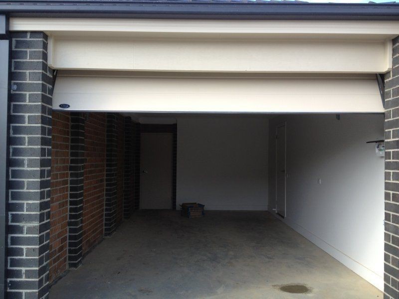 Unit 23/107 Army Road, Pakenham VIC 3810