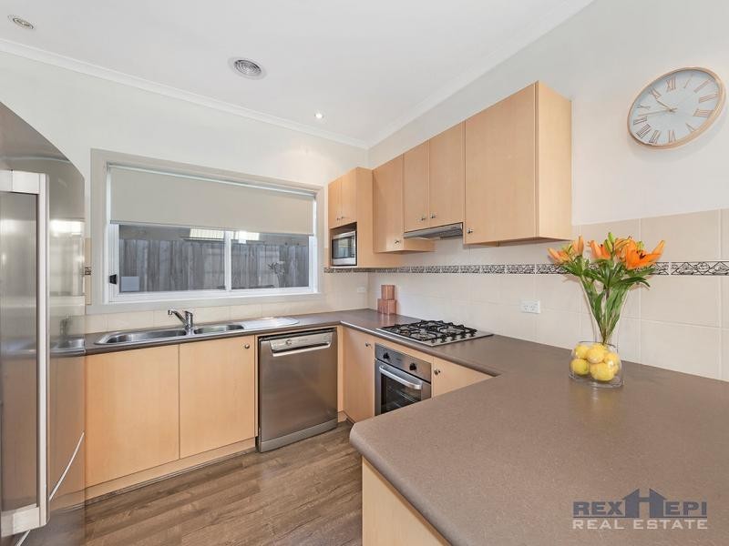 5 Boothby Terrace, Lynbrook VIC 3975