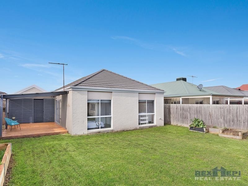 5 Boothby Terrace, Lynbrook VIC 3975