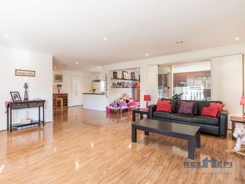 64 Sullivan Avenue, Lysterfield VIC 3156