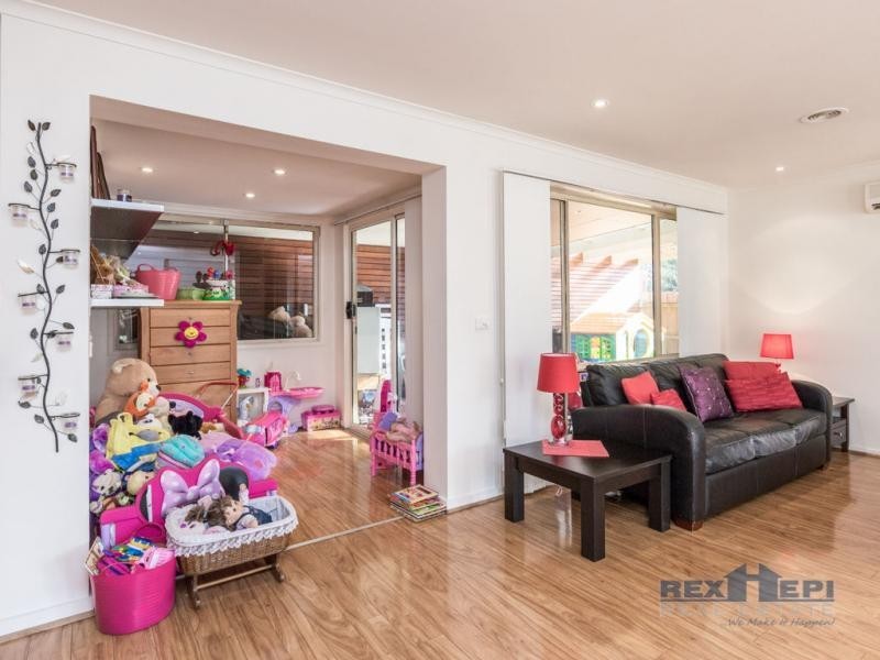 64 Sullivan Avenue, Lysterfield VIC 3156