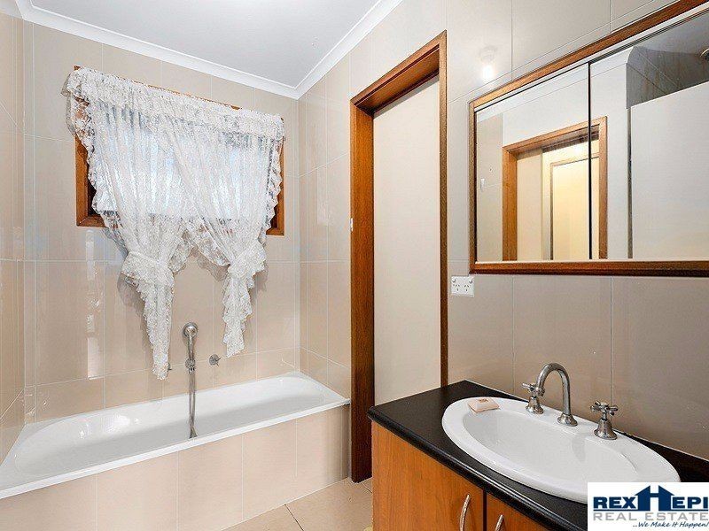 3 Marjoram Close, Hallam VIC 3803
