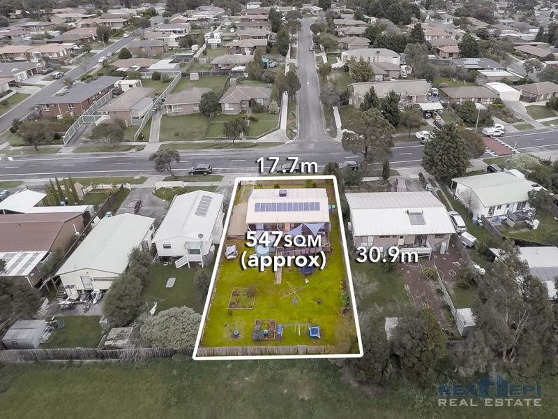 45 Willow Drive, Hampton Park VIC 3976