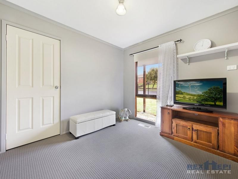 45 Willow Drive, Hampton Park VIC 3976