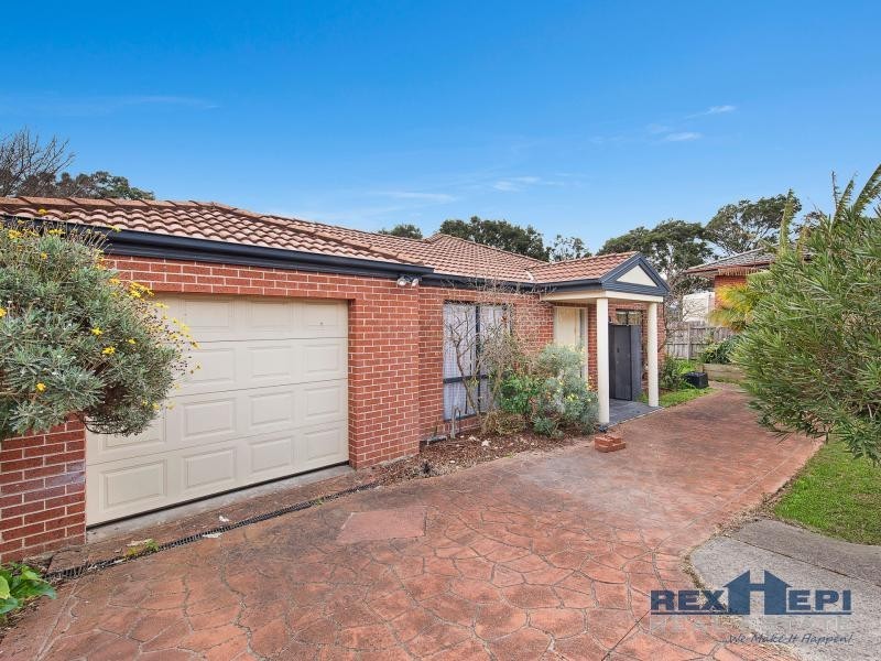 8B Leigh Court, Doveton VIC 3177