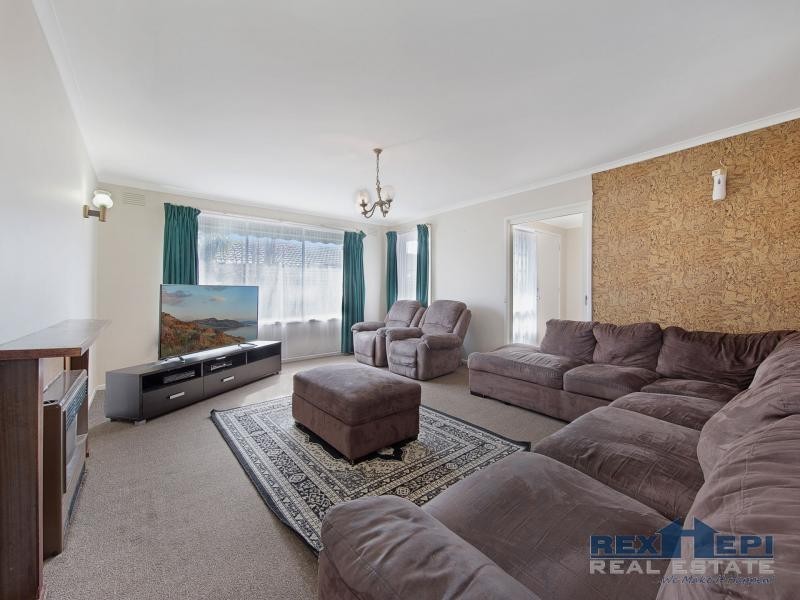 6 Anderson Close, Hampton Park VIC 3976