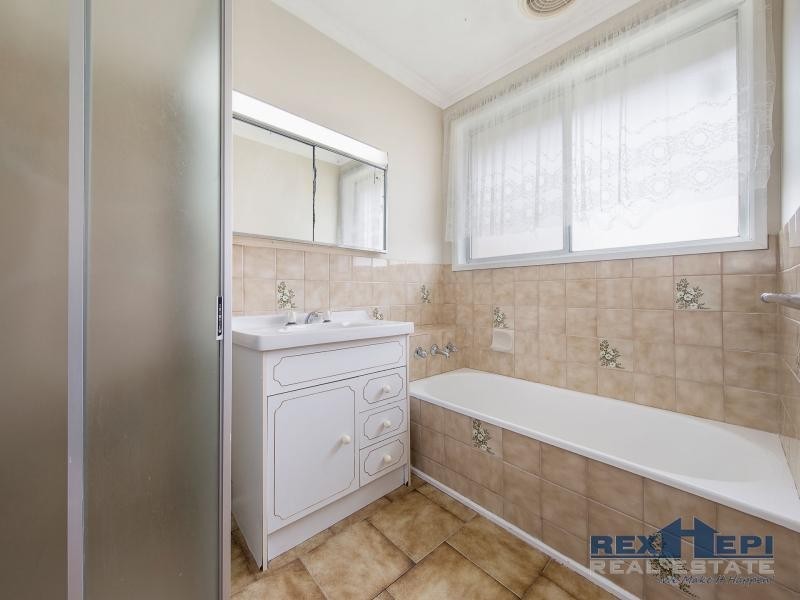 6 Anderson Close, Hampton Park VIC 3976
