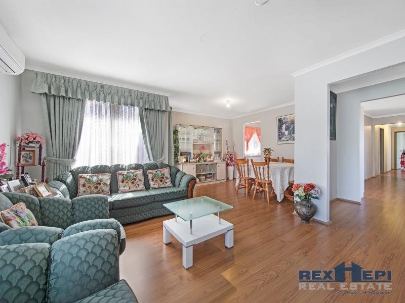 47 Blackwood Drive, Hampton Park VIC 3976