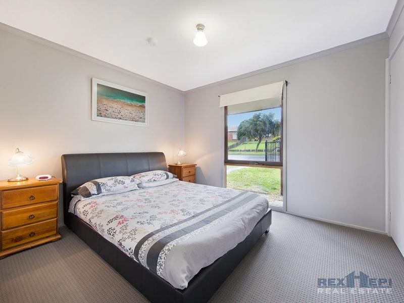 45 Willow Drive, Hampton Park VIC 3976