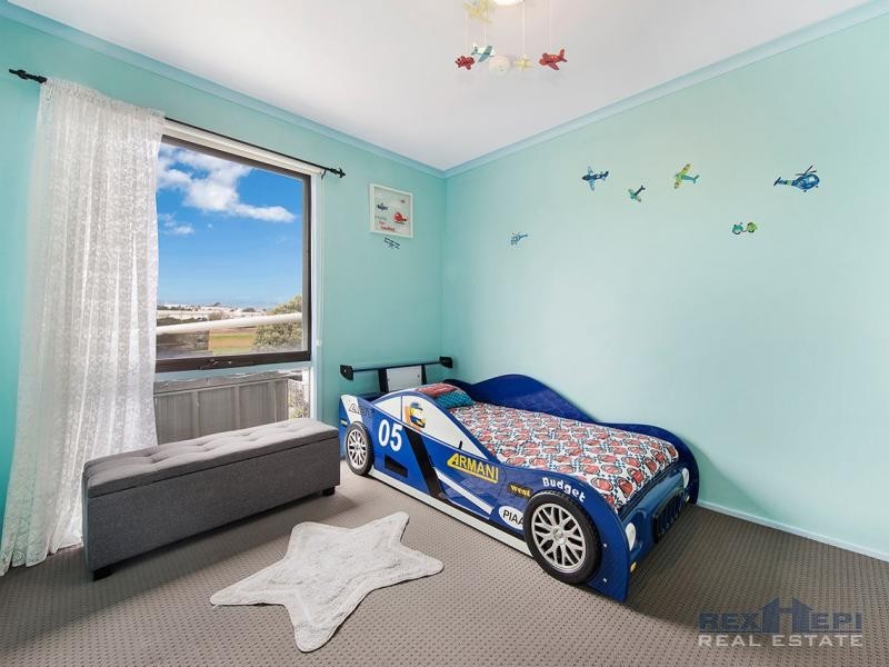 45 Willow Drive, Hampton Park VIC 3976