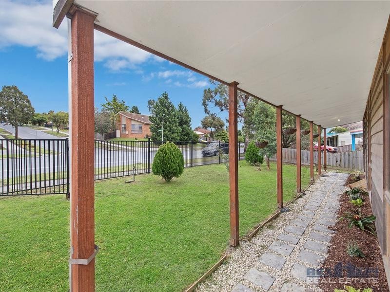 45 Willow Drive, Hampton Park VIC 3976