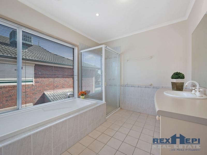 18 Caulfield Court, Narre Warren VIC 3805