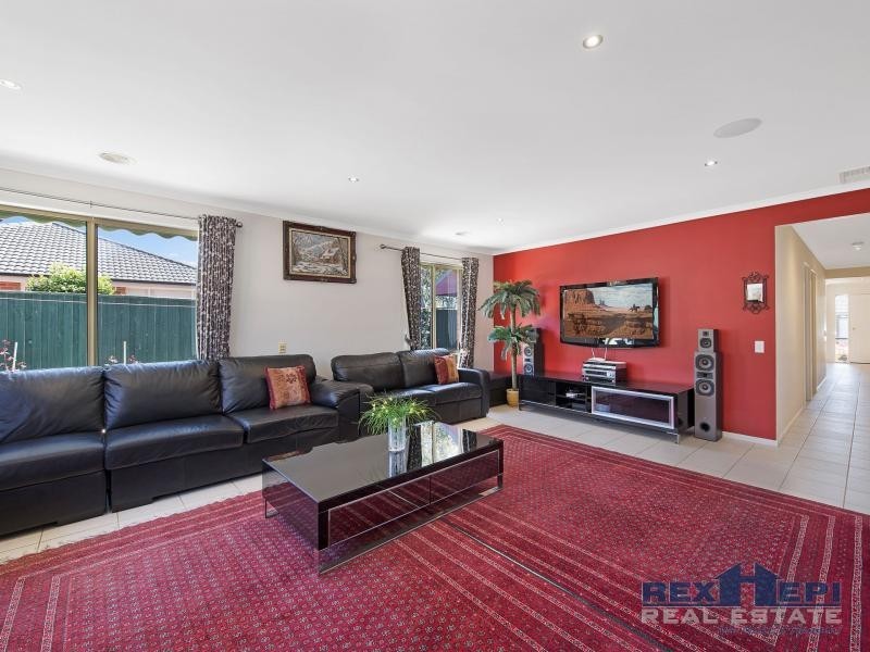17 Shay Close, Narre Warren South VIC 3805