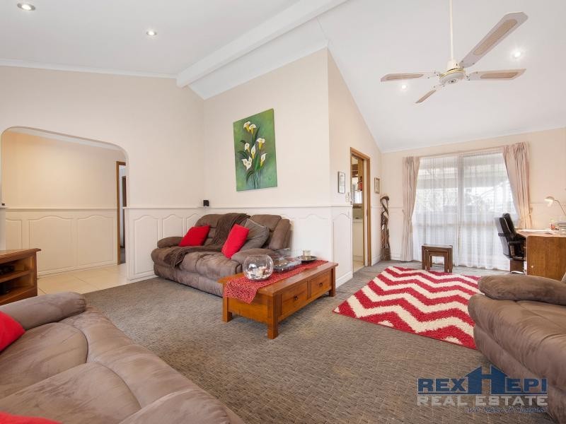62 Justin Circuit, Hampton Park VIC 3976