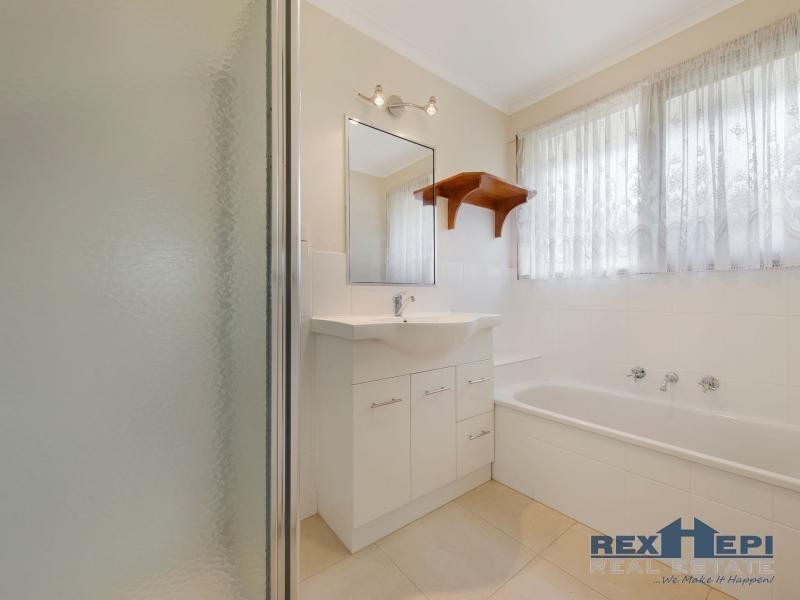 62 Justin Circuit, Hampton Park VIC 3976