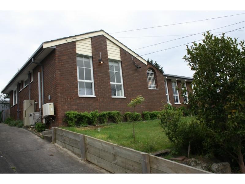 1 Caine Court, Endeavour Hills VIC 3802