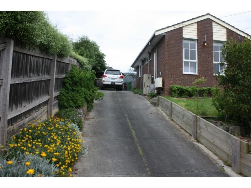 1 Caine Court, Endeavour Hills VIC 3802