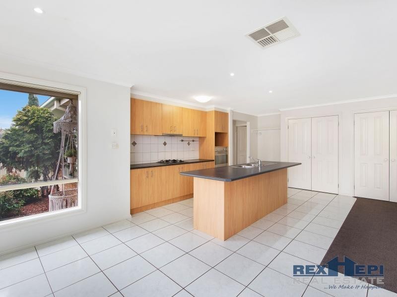 17 Parish Court, Narre Warren South VIC 3805