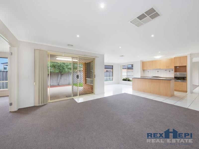 17 Parish Court, Narre Warren South VIC 3805