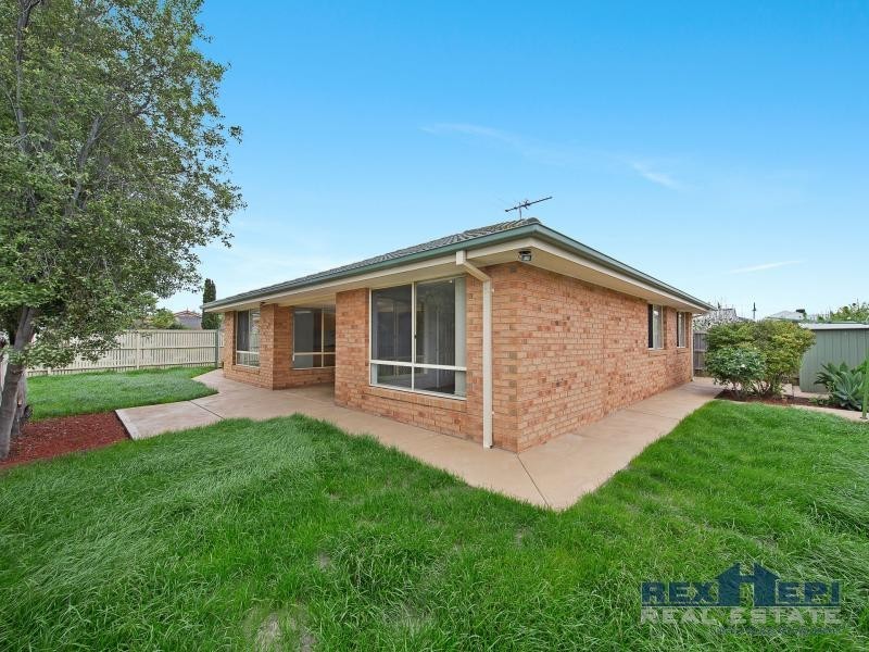 17 Parish Court, Narre Warren South VIC 3805