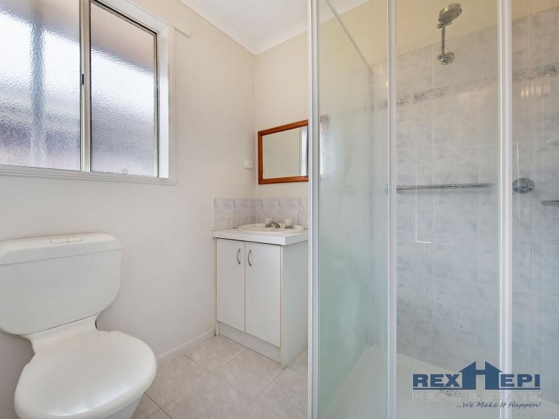 21 Karoonda Way, Hampton Park VIC 3976