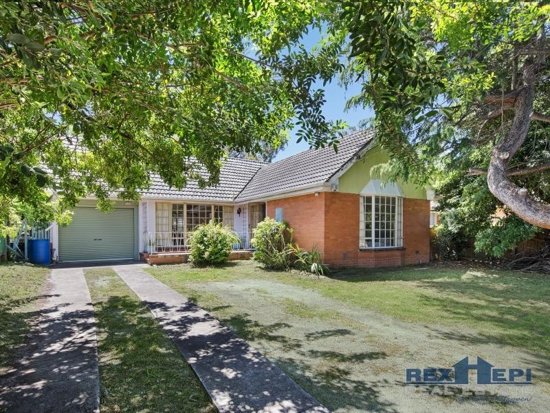 13 Glenwood Drive, Springvale South VIC 3172