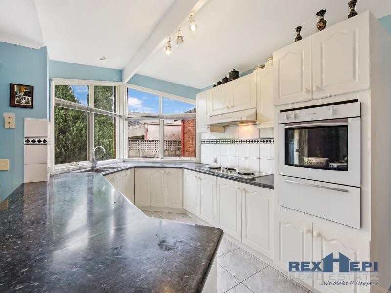 7 Yoni Court, Hallam VIC 3803