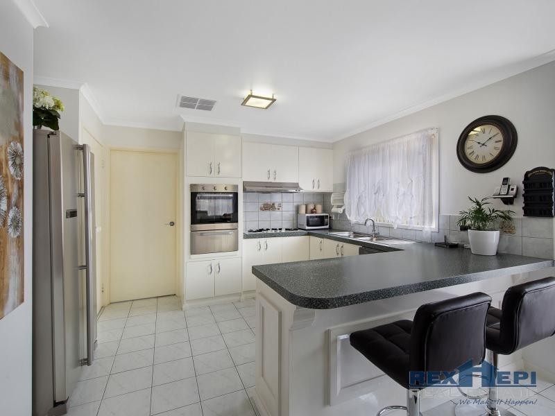 11 Kiandra Mews, Hampton Park VIC 3976