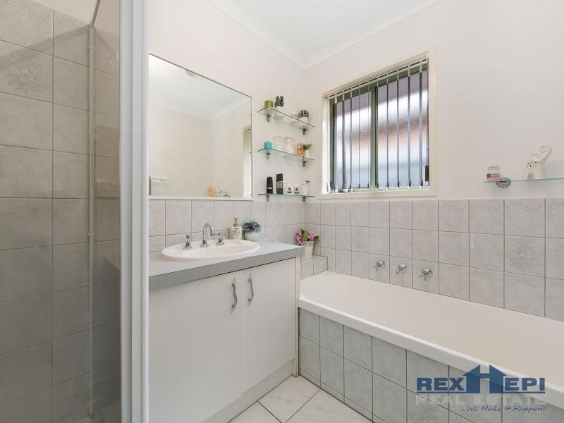 11 Kiandra Mews, Hampton Park VIC 3976