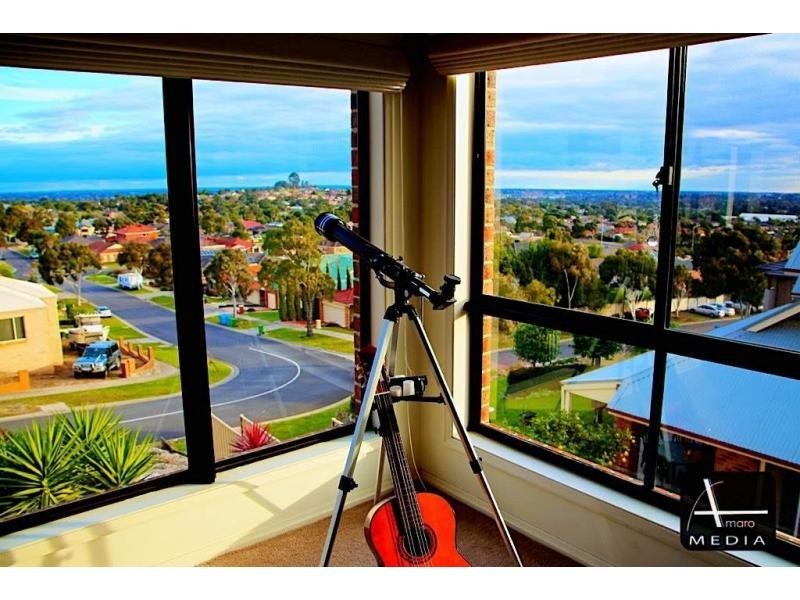 21 Wintersun Road, Berwick VIC 3806