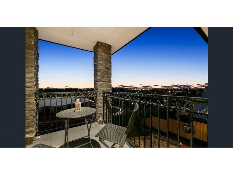 21 Wintersun Road, Berwick VIC 3806