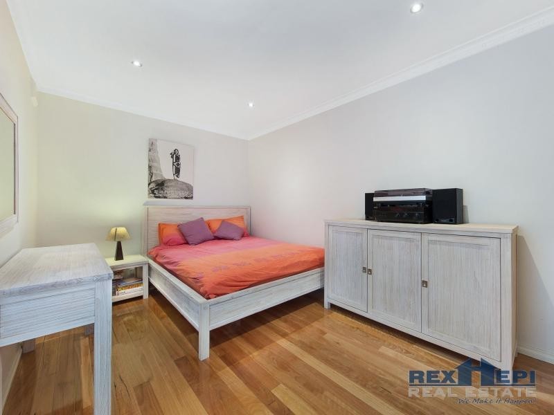 6 Russel Avenue, Berwick VIC 3806