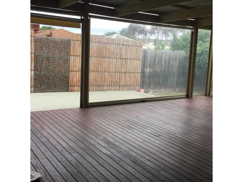 11 Seebeck Drive, Narre Warren South VIC 3805