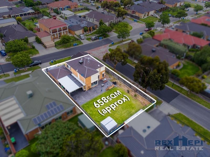 28 Silver Creek Drive, Lynbrook VIC 3975