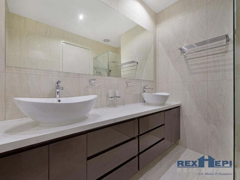 36 Kirrabilli Parade, Berwick VIC 3806